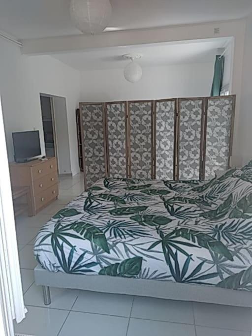 Maison Agreable Avec Stationnement Privatif Angouleme Bagian luar foto
